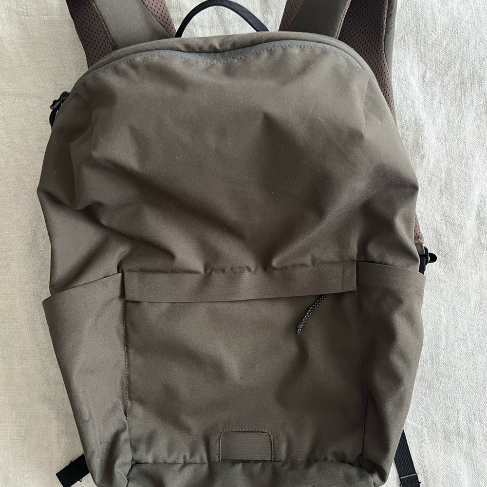 REI Co-op Olive Backpack Double Zipper Laptop Compartment